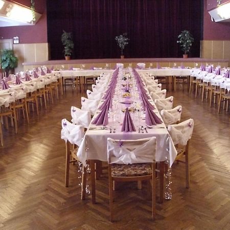 Hotel Morava Jevicko Ngoại thất bức ảnh