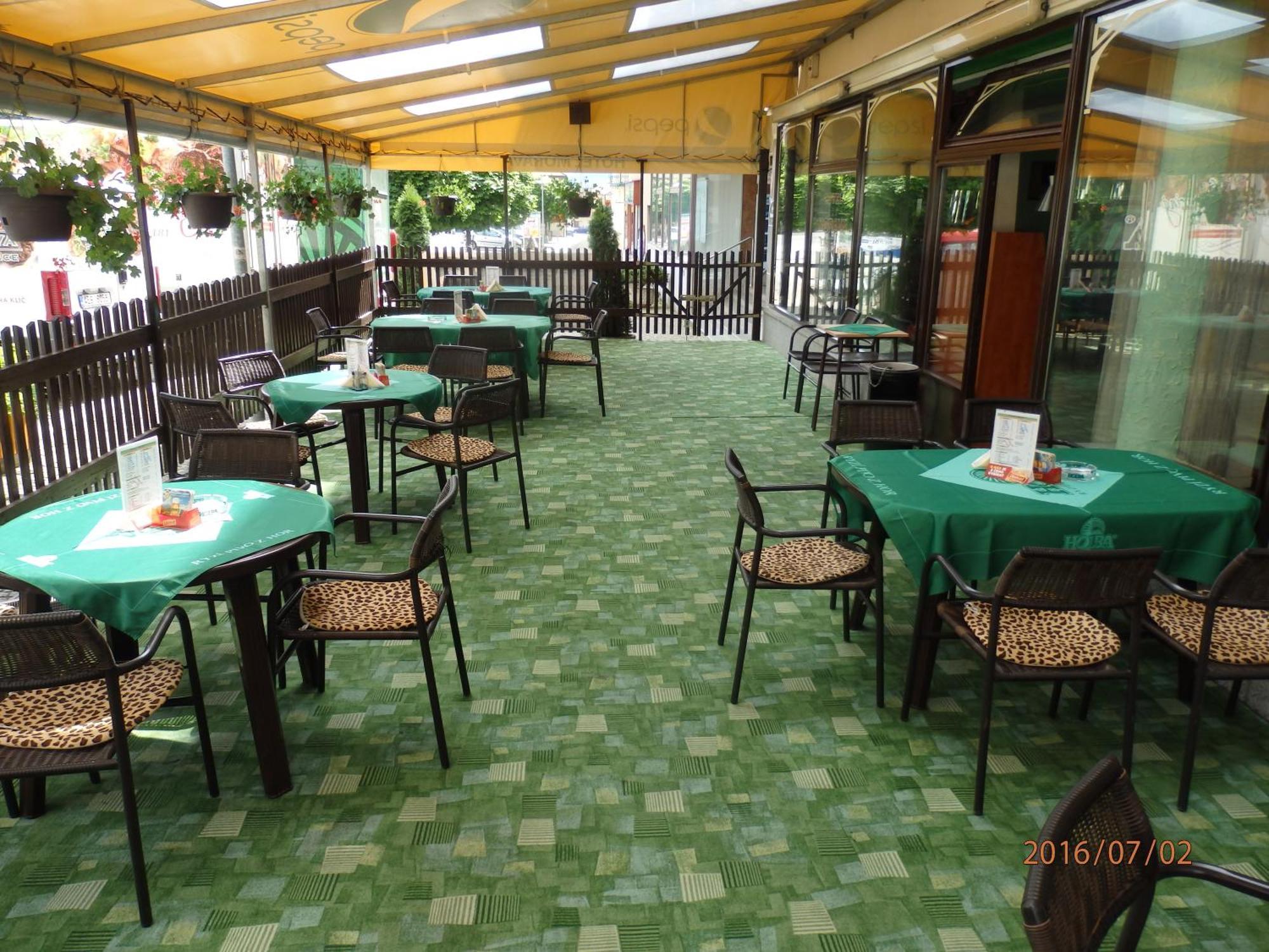 Hotel Morava Jevicko Ngoại thất bức ảnh